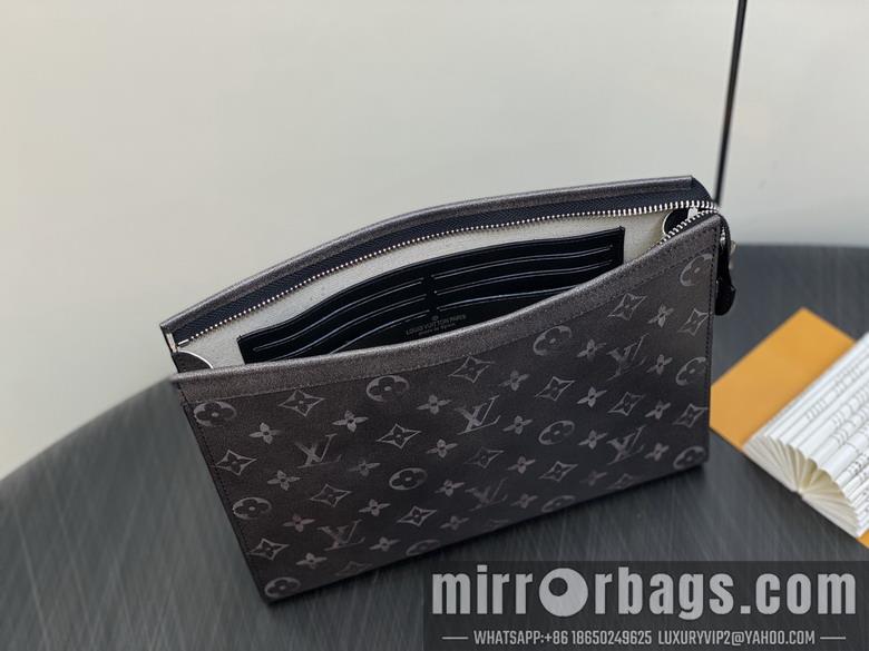 LV Replica Bags Voyage M11764 27x21x6cm gf