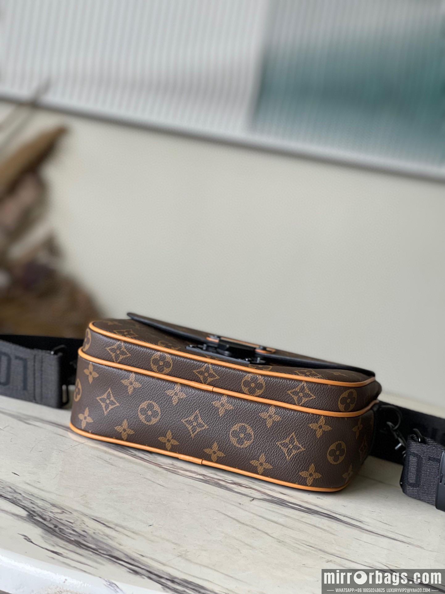 LV Replica Bags S Lock M46688 22x18x8cm gf