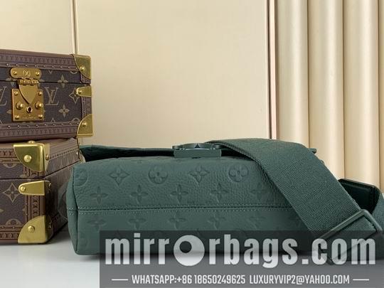 LV Replica Bags S-Cape M24439 28x16x10cm gf