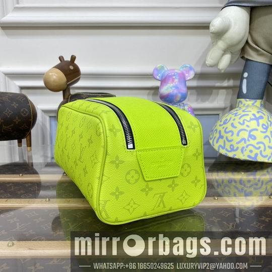 LV Replica Bags Dopp Kit M10144 28x15x16.5cm gf