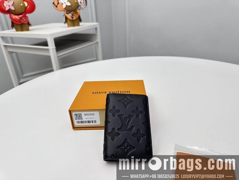 LV Replica Bags M62899 7.5X11X1cm