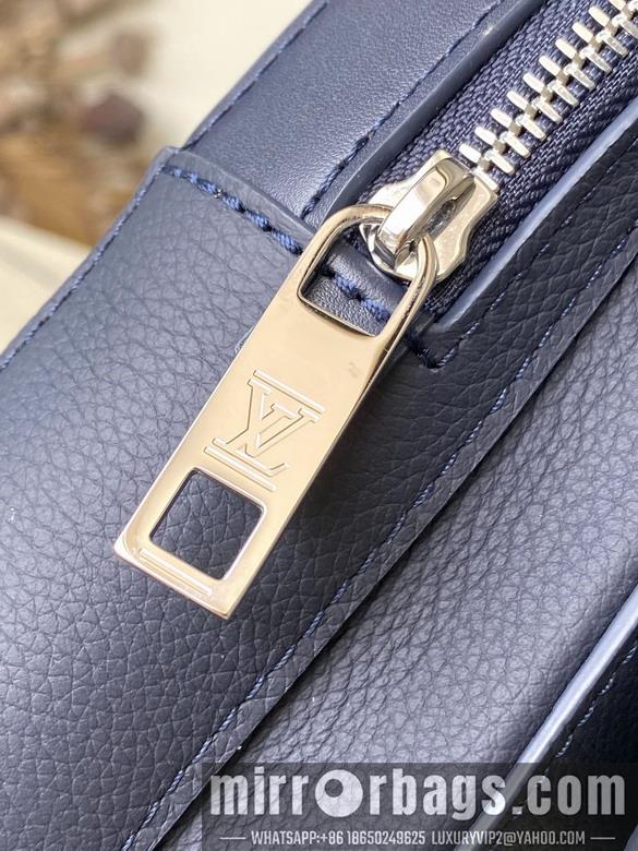 LV Replica Bags Pilot M11601 20x30x4cm gf