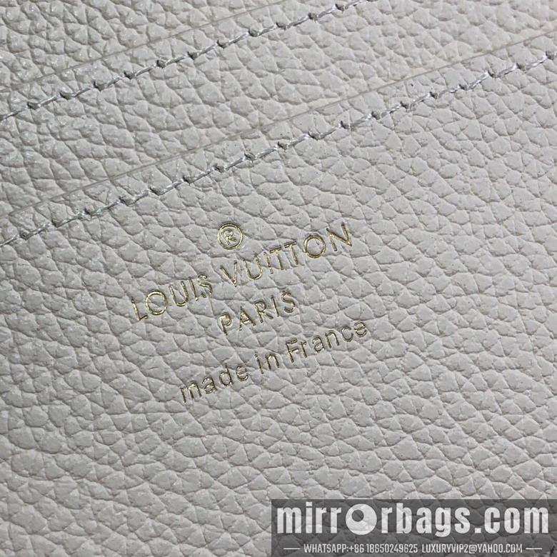 LV Replica Bags Portfoille Locky M12408 11x8.5x2cm gf4