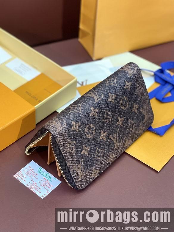 LV Replica Bags M11702 19X10cm