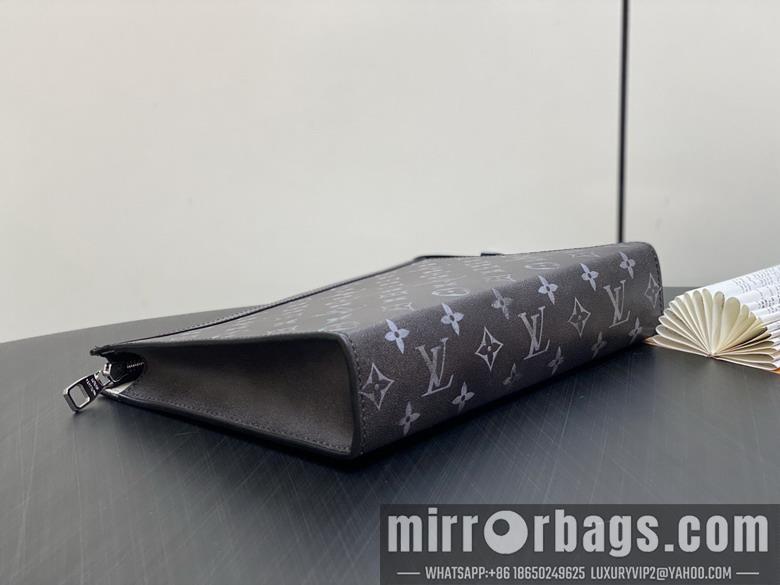 LV Replica Bags Voyage M11764 27x21x6cm gf