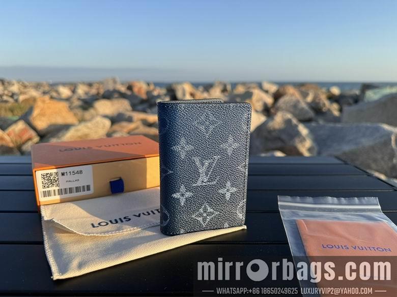 LV Replica Bags M11548 7.5X11.1X1cm YG 2colour