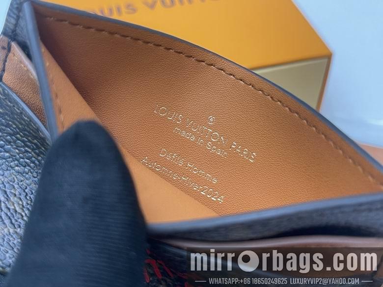 LV Replica Bags M11707 11X7X1.5cm