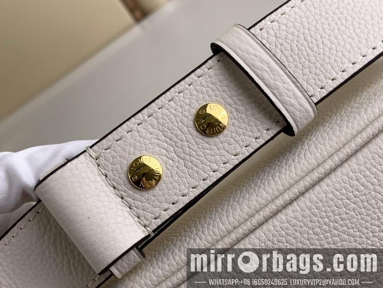 LV Replica Bags Walk M24006 20x20.5x12cm gf2