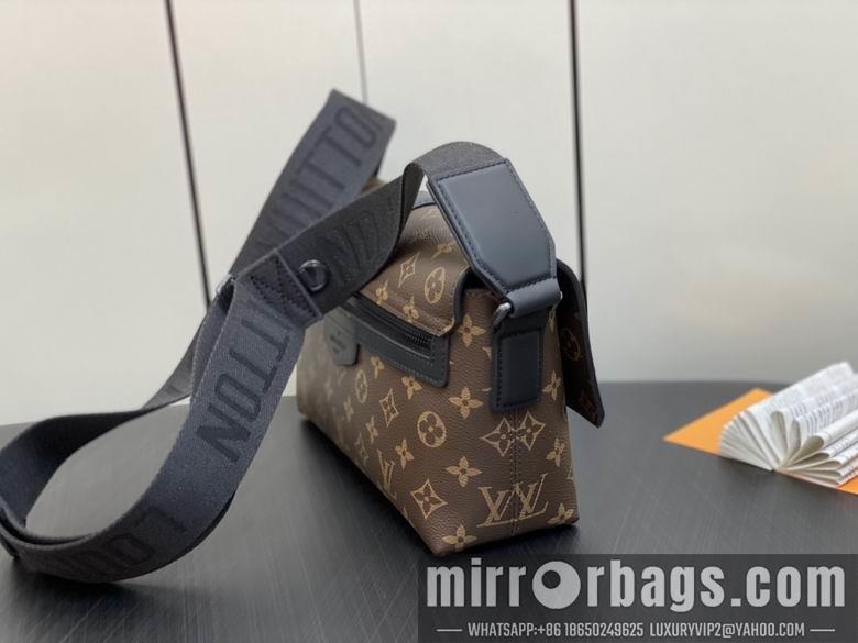 LV Replica Bags S-Cape M46794 28x16x10cm gf