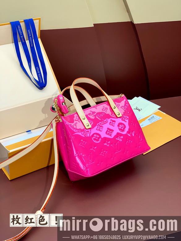 LV Replica Bags Reade PM m24028 22x16.5x11cm gf2