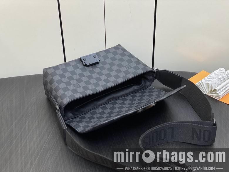 LV Replica Bags S-Cape M46794 28x16x10cm gf