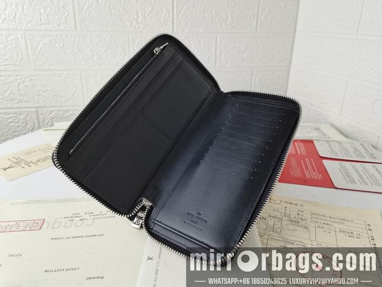 LV Replica Bags M80043 19X10cm