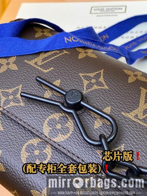 LV Replica Bags M83613 18X11X6.5cm