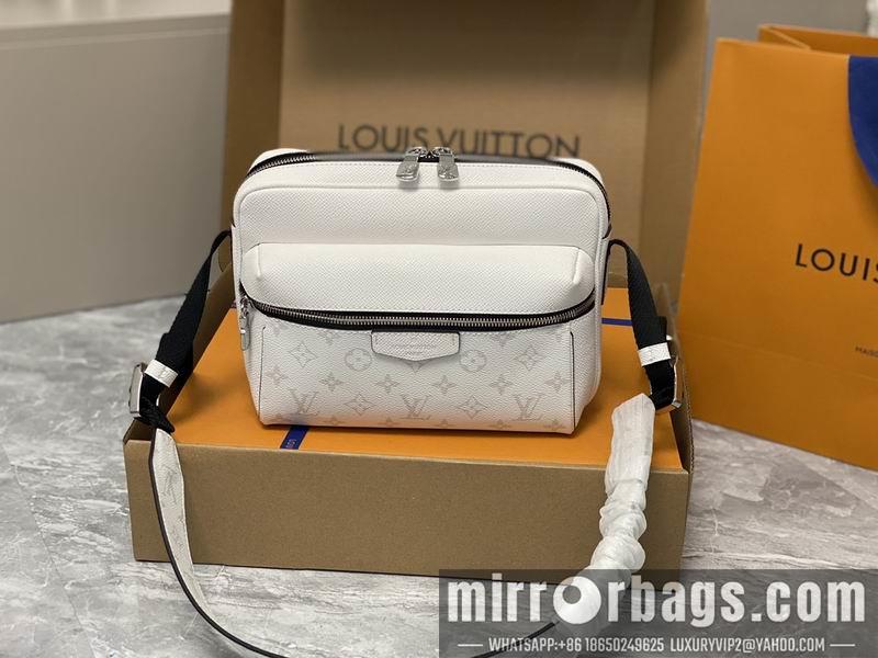 LV Replica Bags Moutdoor M30873 26x20x10.5cm gf