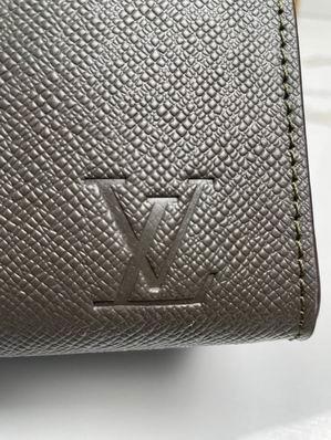 LV Replica Bags Robusto m30591 40x34x10cm gf