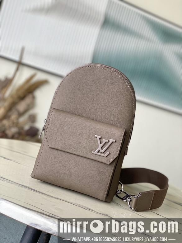 LV Replica Bags Pilot M23736 20x30x4cm gf