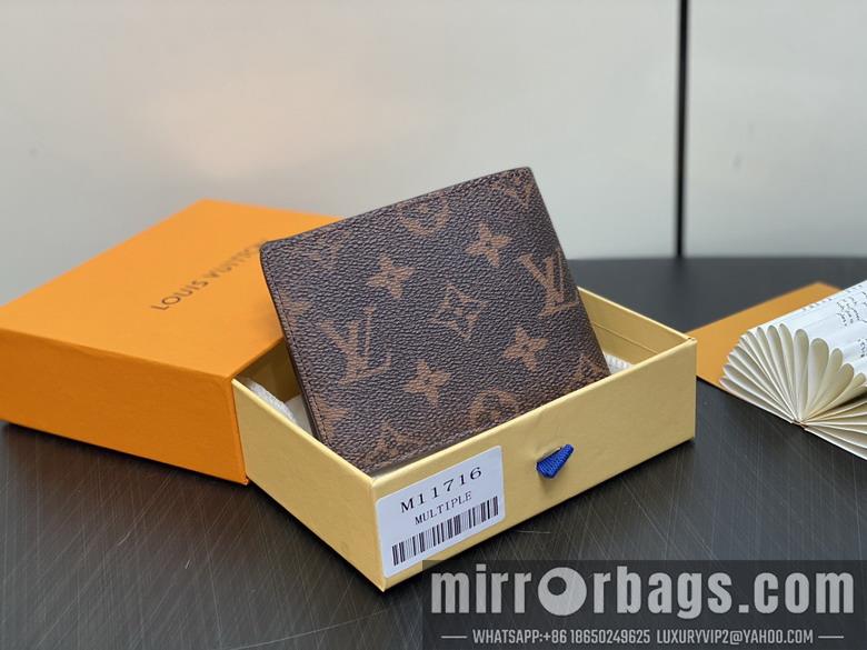LV Replica Bags Multiple M11716 11.5x9x1.5cm gf