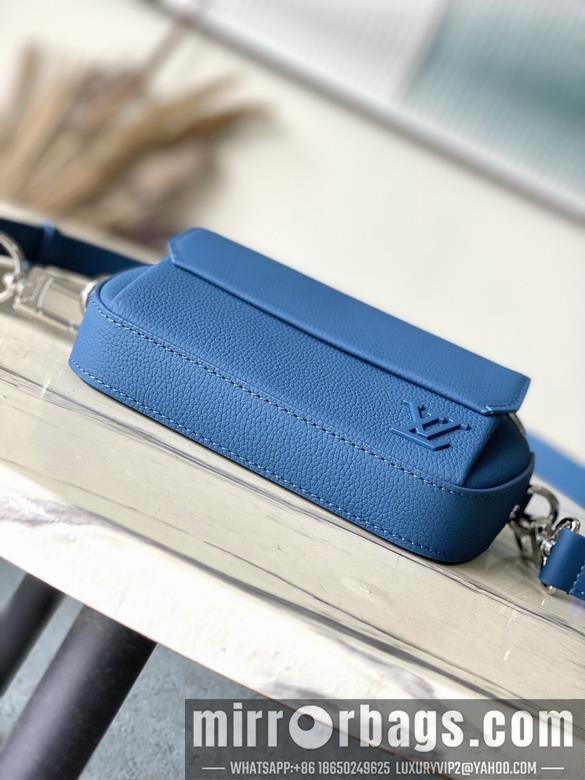 LV Replica Bags Pilot M83563 20x12x5.5cm gf