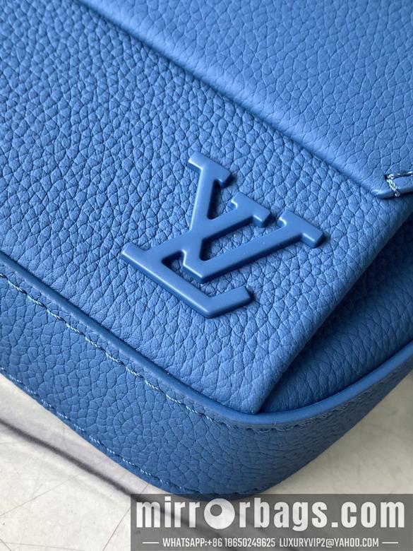 LV Replica Bags Pilot M83563 20x12x5.5cm gf
