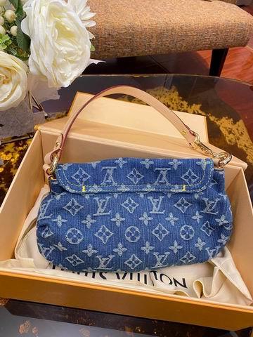 LV Replica Bags M95050 26x15x9cm gf