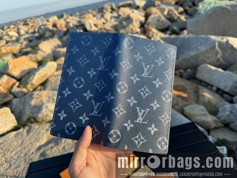 LV Replica Bags M11546 10X19X2cm YG 2colour