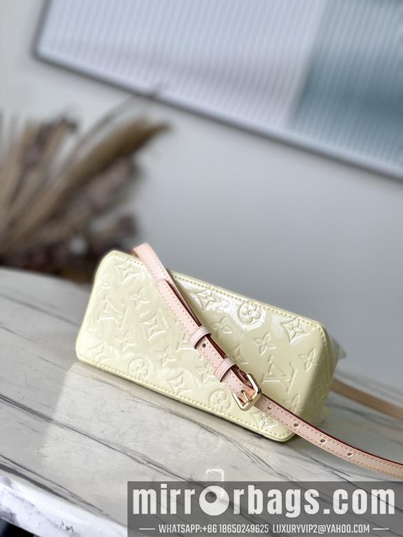 LV Replica Bags Reade M24144 22x16.5x11cm gf