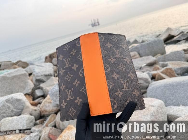 LV Replica Bags M82551 19X19X2cm
