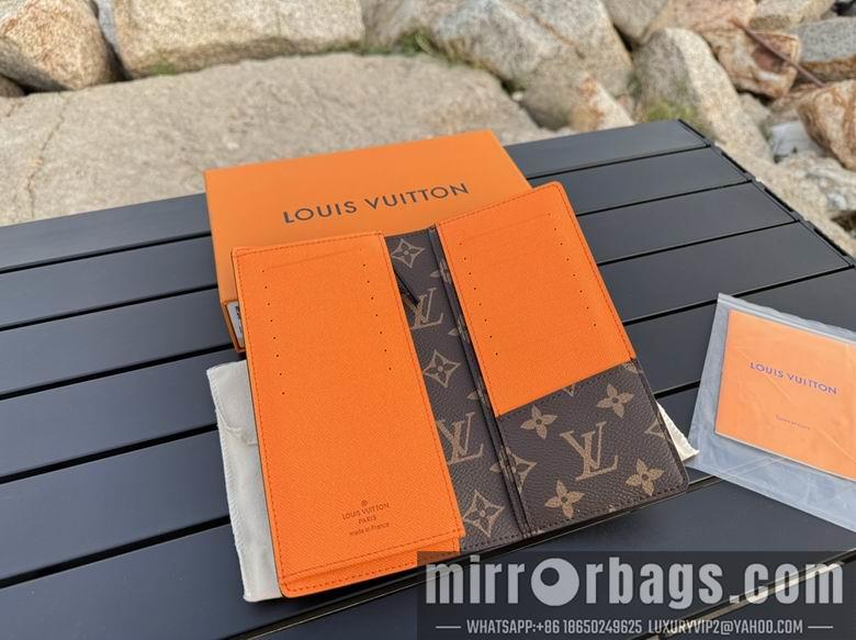 LV Replica Bags M82551 19X19X2cm