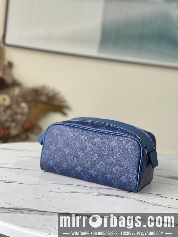 LV Replica Bags Dopp Kit M30849 28x15x16.5 cm gf