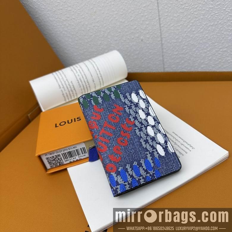 LV Replica Bags M63144 11X8X1.5cm