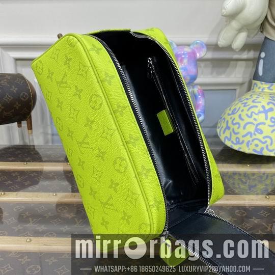 LV Replica Bags Dopp Kit M10144 28x15x16.5cm gf
