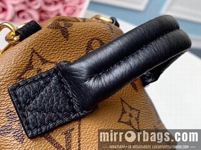 LV Replica Bags AKM42411 15×22×9