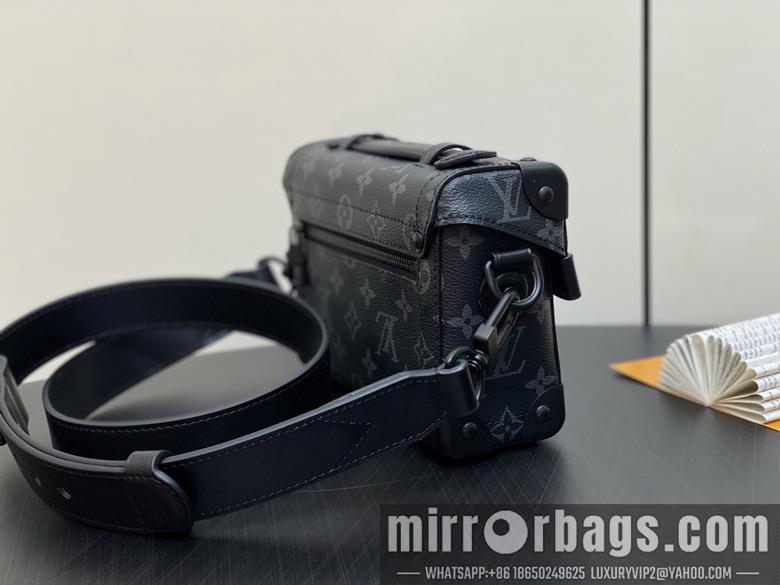 LV Replica Bags Trunk M11743 19x15x7cm gf