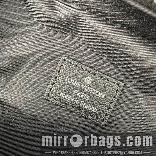 LV Replica Bags Outdoor M30741 13x21x5cm gf