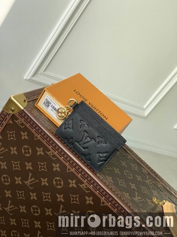 LV Replica Bags M82132 10.2x7.3x0.3cm gf