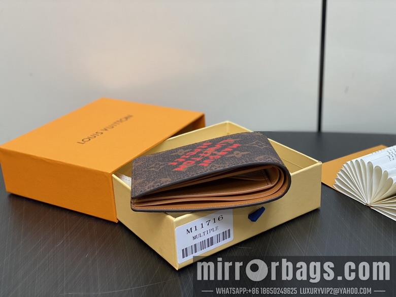 LV Replica Bags Multiple M11716 11.5x9x1.5cm gf