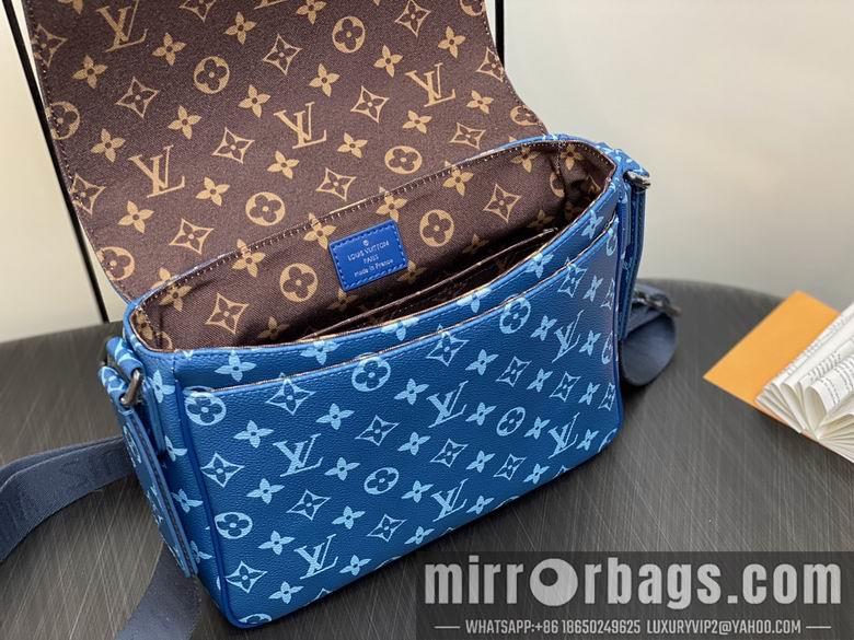 LV Replica Bags District M23785 26x20x7cm gf