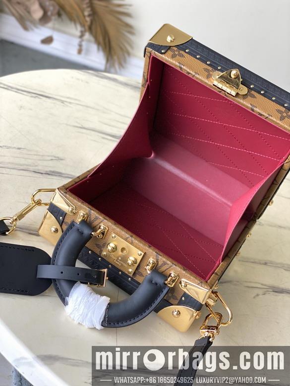 LV Replica Bags Square Trunk M11206 17x17x8cm gf