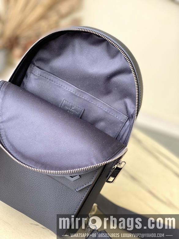 LV Replica Bags Pilot M11601 20x30x4cm gf
