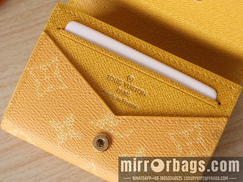 LV Replica Bags M12664 10.5X8X1cm