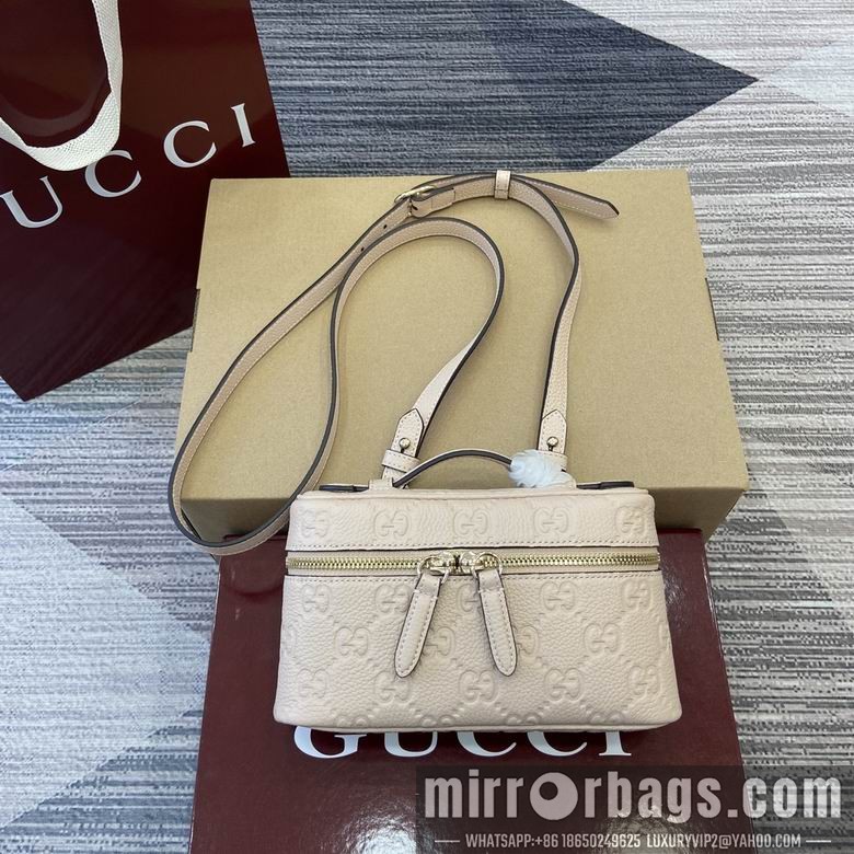 Gucci Replica Bags Emblem 815949 20X12X5cm MP 2colour