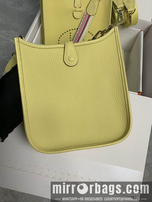 Hermes Replica Bags Evelyne mini Togo am 01