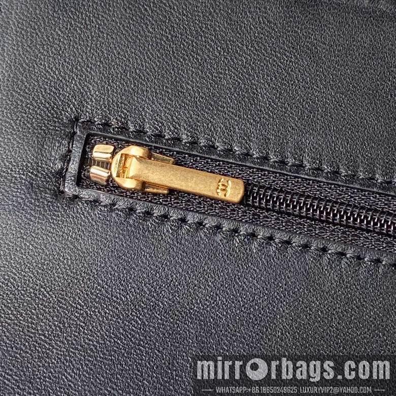 Chanel Replica Bags AP4062 19cm BL