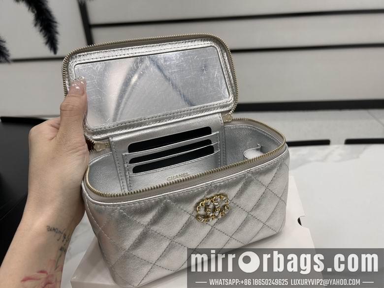 Chanel Replica Bags A96043 17cm BL