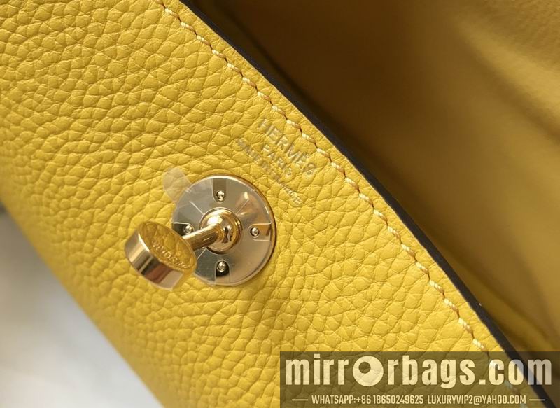 Hermes Replica Bags Mini Lindy 19cm am 01