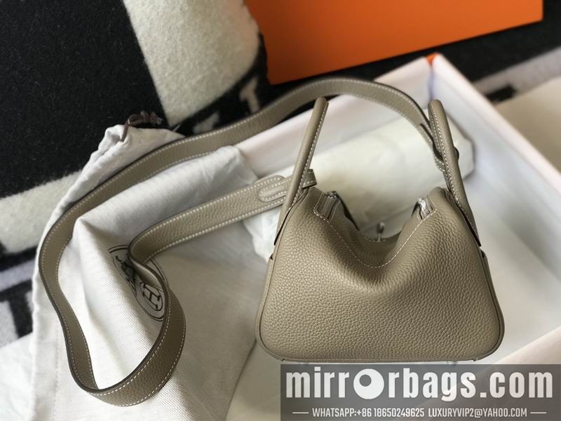 Hermes Replica Bags Mini Lindy 19cm am 01
