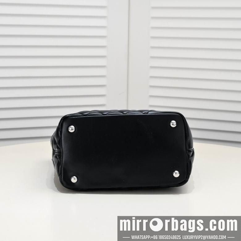 Chanel Replica Bags 3354 20X23X11.5cm WO 3colour