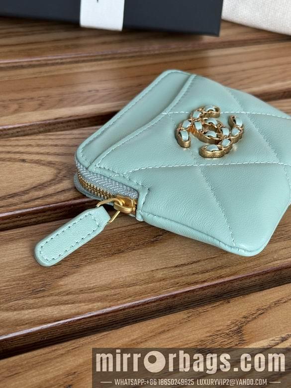 Chanel Replica Bags A 11X9.5X1.5cm YG 3
