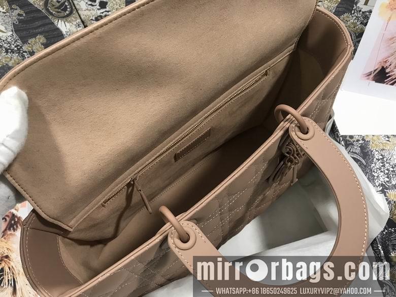 Dior Replica Bags AXM0566 32 x 25 x 11