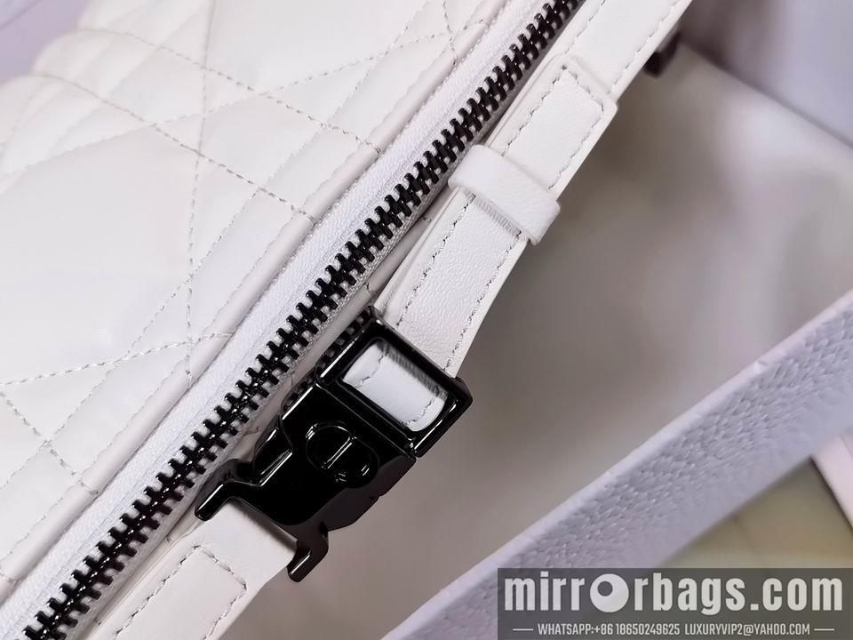 Dior Replica Bags DiorTravel Nomad 22x13x9.5cm wo
